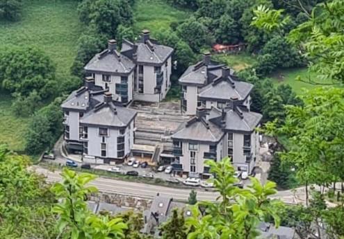 Tuca - Piso De 3 Habitaciones En Betren-Vielha Con Garaje Ngoại thất bức ảnh